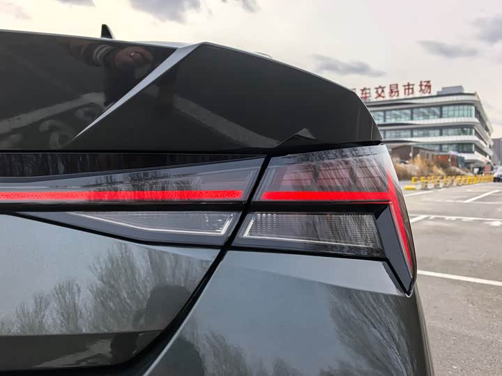 Фото 5 - Hyundai Elantra N line