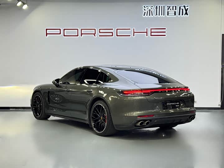 Фото 7 - Porsche Panamera