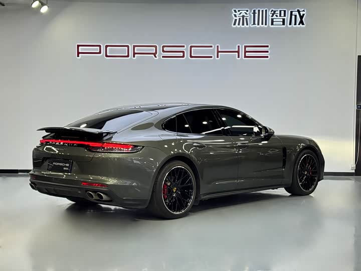 Фото 9 - Porsche Panamera