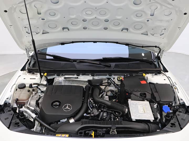 Фото 8 - Mercedes-Benz A-Class