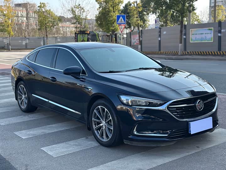 Фото 3 - Buick LaCrosse