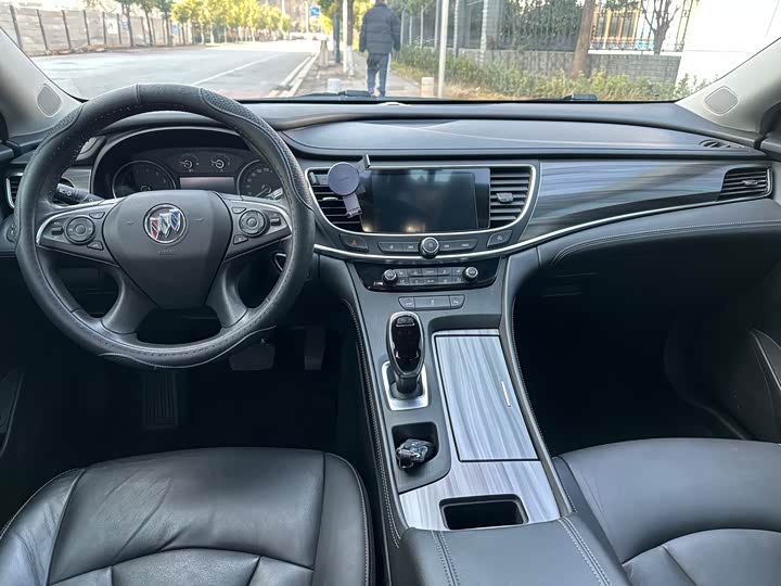 Фото 7 - Buick LaCrosse