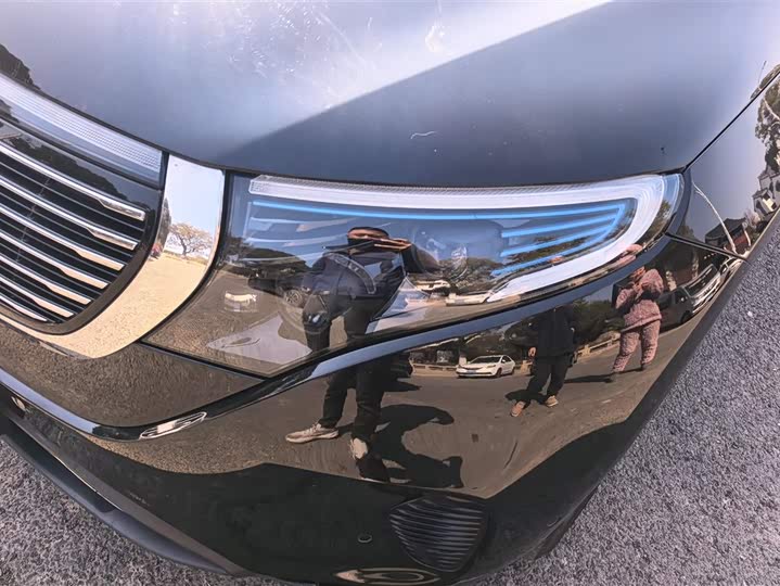 Фото 5 - Mercedes-Benz EQC