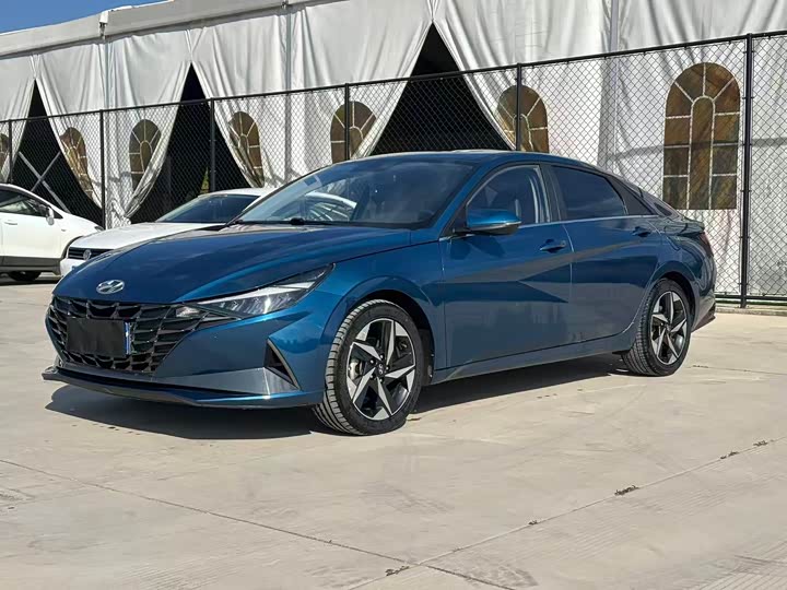 Фото 1 - Hyundai Elantra N line