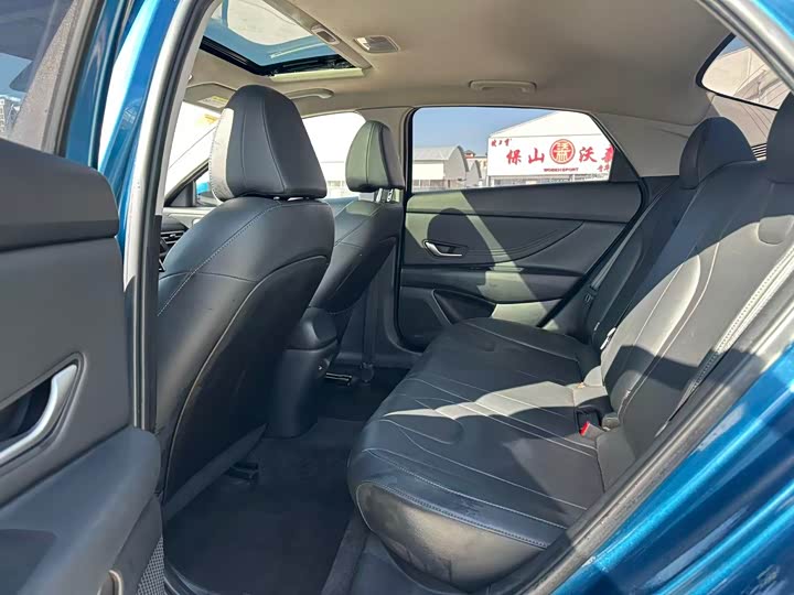 Фото 5 - Hyundai Elantra N line