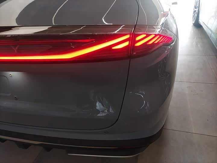 Фото 8 - Geely Galaxy L6