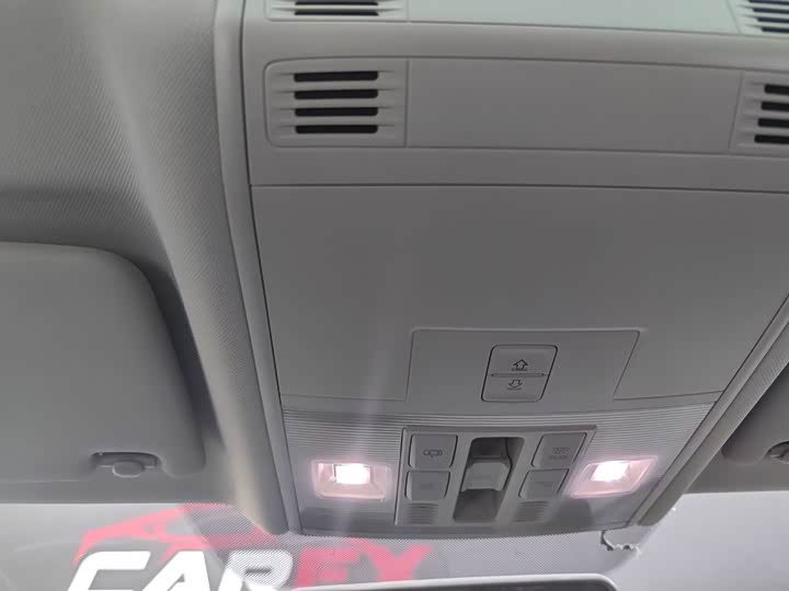 Фото 7 - Volkswagen Sagitar L