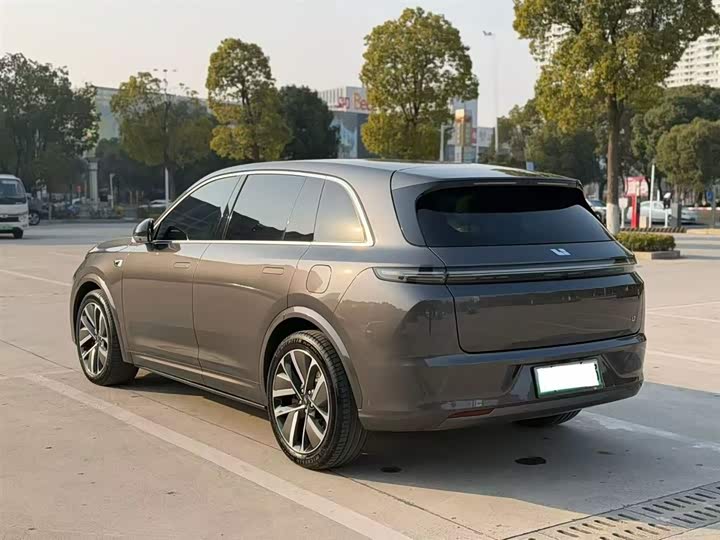 Фото 8 - LiXiang L7