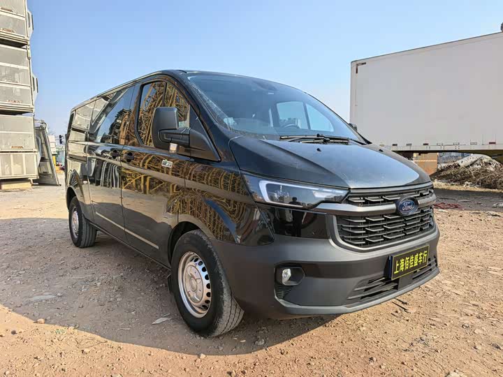 Фото 3 - Ford Transit