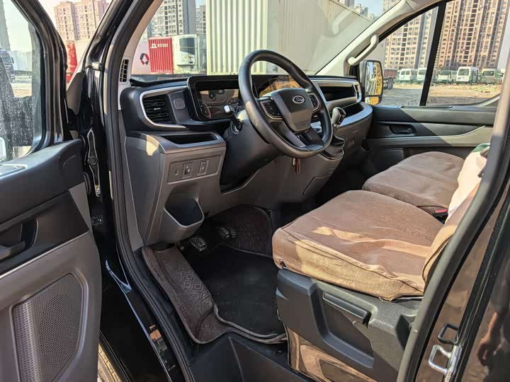 Фото 7 - Ford Transit