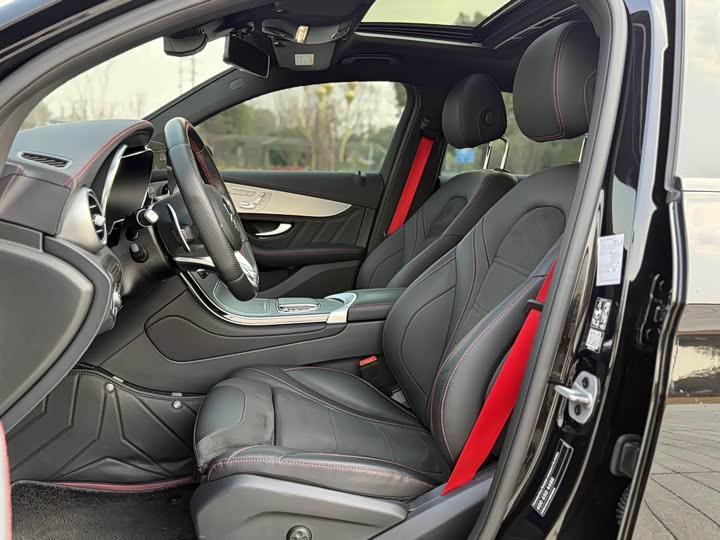 Фото 8 - Mercedes-Benz GLC-Class Coupe AMG