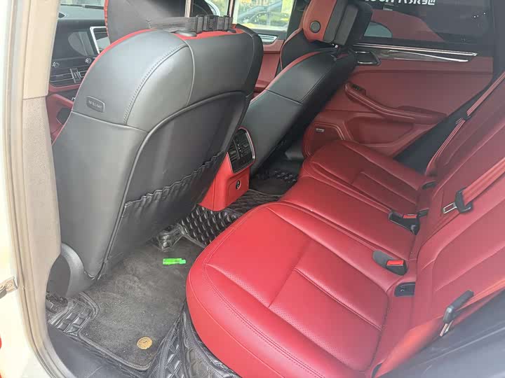 Фото 6 - Porsche Macan