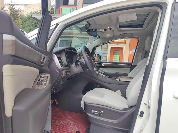 Фото 5 - GAC Trumpchi M8