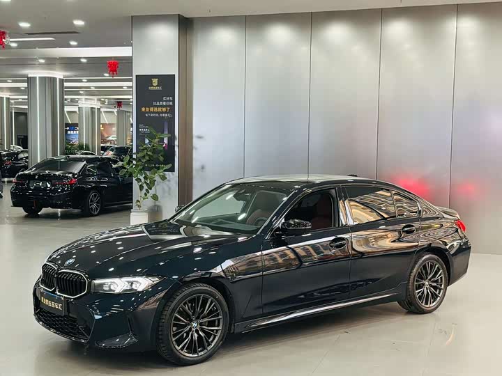 Фото 1 - BMW 3 Series