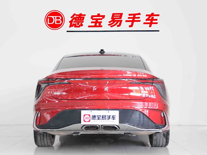 Фото 4 - Hongqi H6