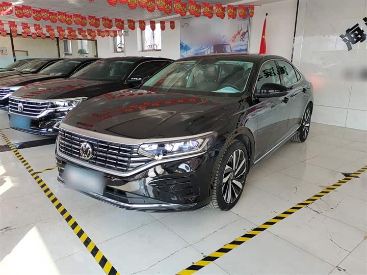 Фото 2 - Volkswagen Passat