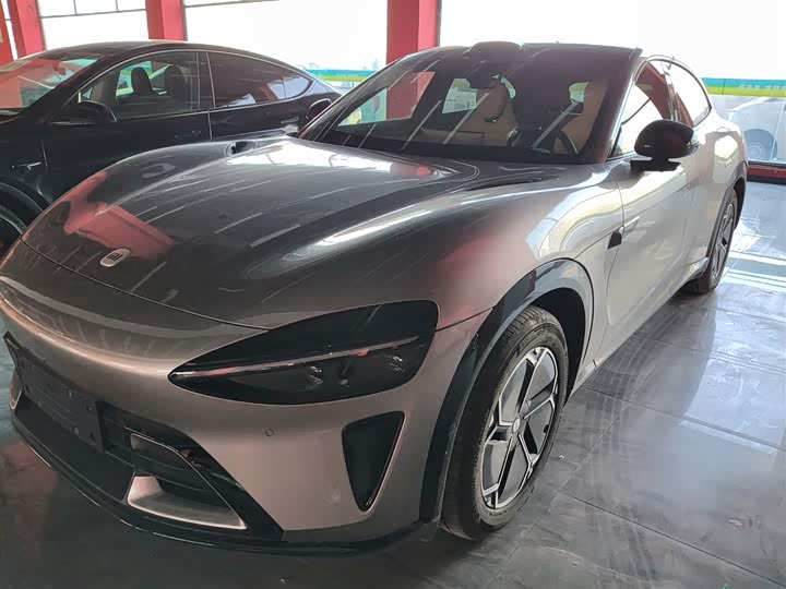 Фото 2 - Xiaomi YU7