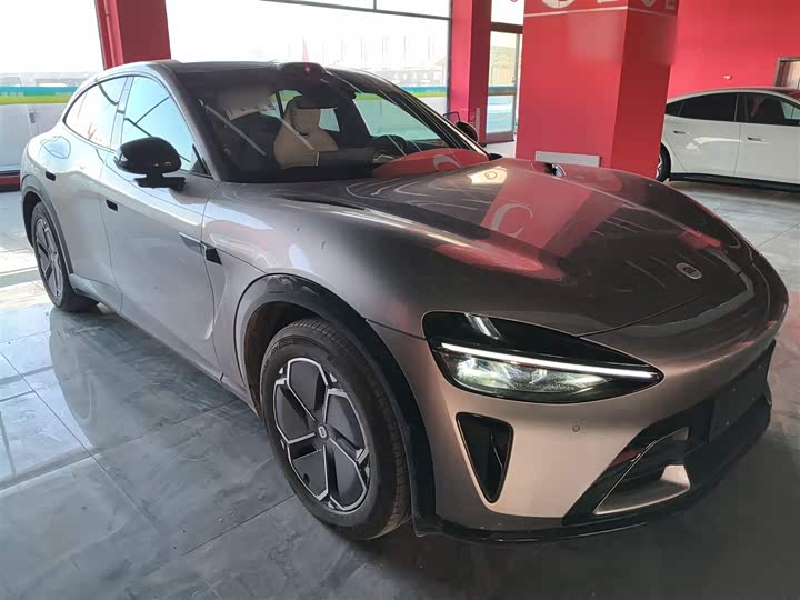 Фото 4 - Xiaomi YU7