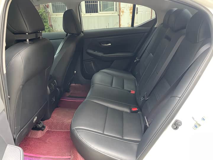 Фото 4 - Nissan Sylphy