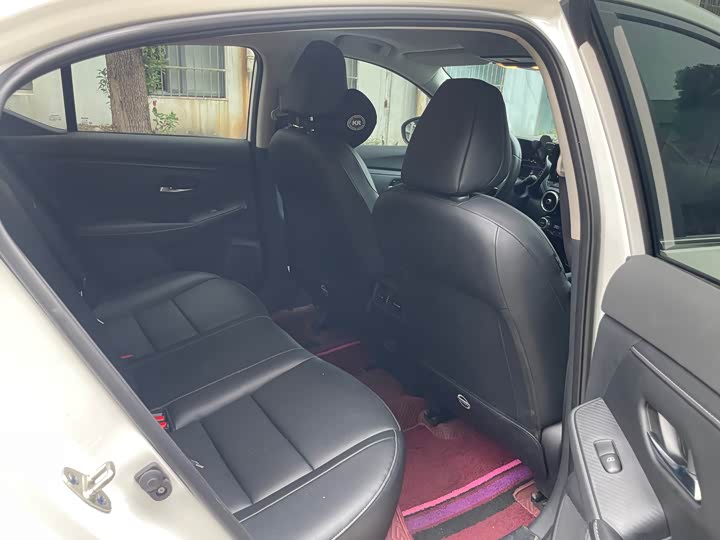 Фото 9 - Nissan Sylphy