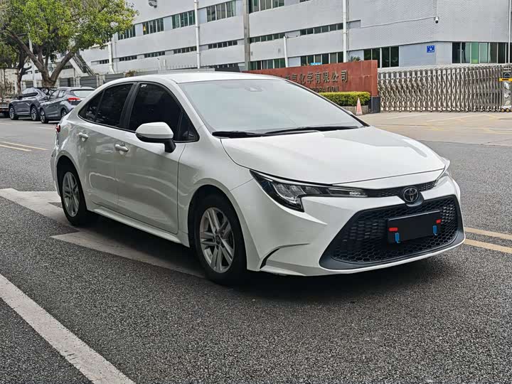 Фото 3 - Toyota Levin