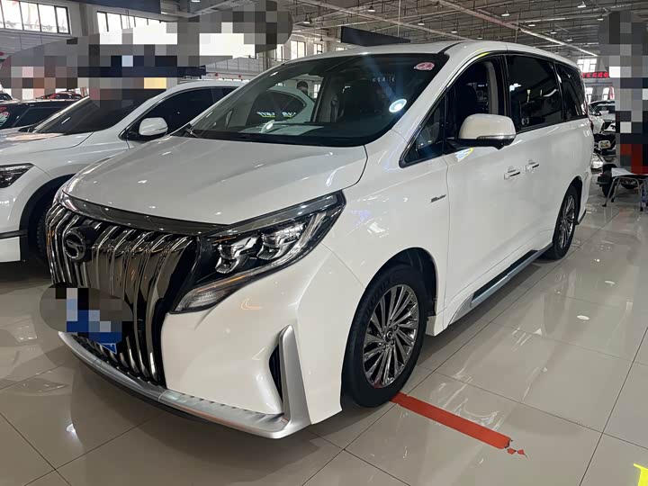 Фото 1 - GAC Trumpchi M8