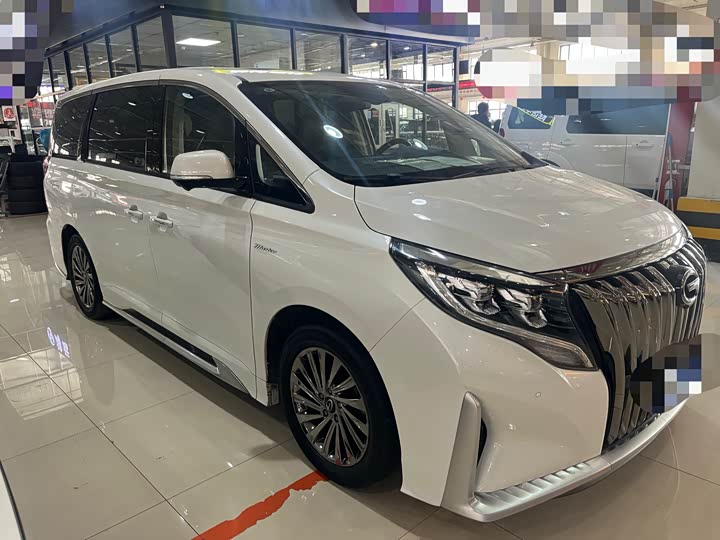 Фото 3 - GAC Trumpchi M8