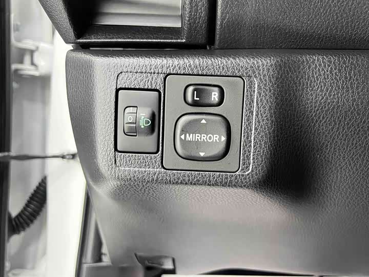 Фото 8 - Toyota Vios