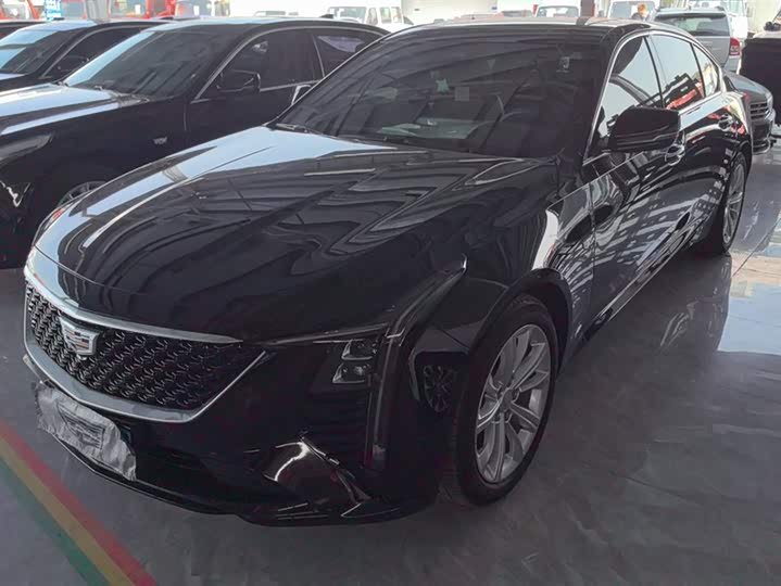 Фото 1 - Cadillac CT5