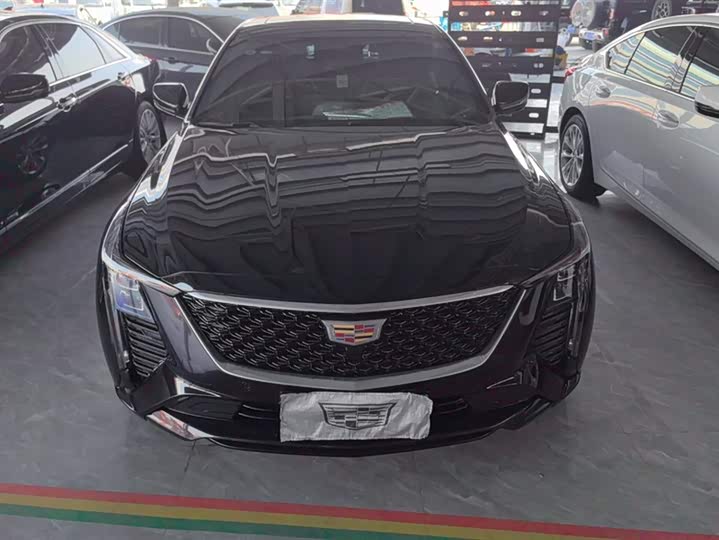 Фото 2 - Cadillac CT5