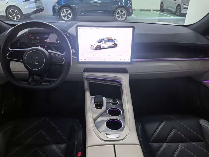 Фото 9 - Zeekr 001