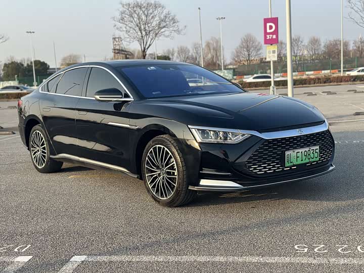 Фото 2 - BYD Han