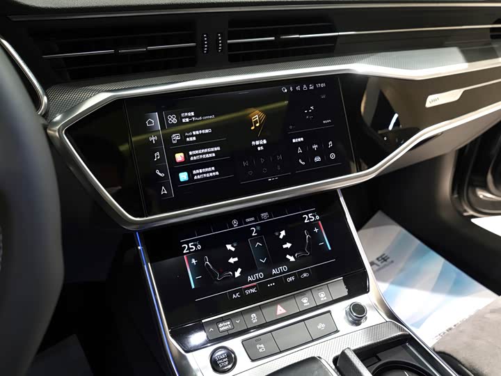 Фото 8 - Audi A6L