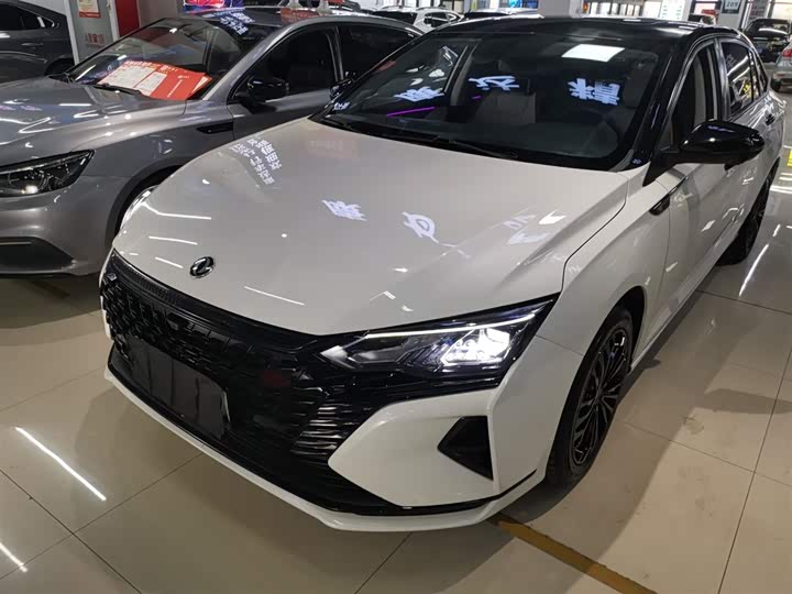 Фото 1 - Dongfeng Aeolus Yixuan Max