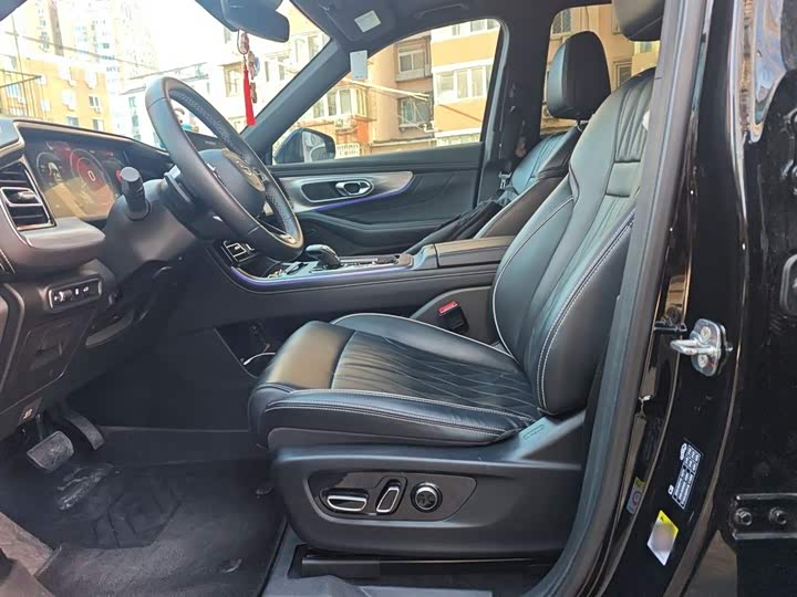 Фото 8 - GAC Trumpchi GS8