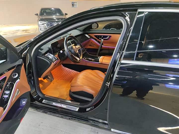 Фото 4 - Mercedes-Benz S-Class