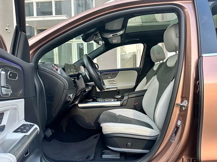 Фото 4 - Mercedes-Benz EQA