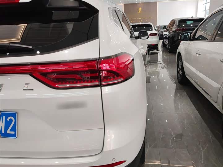 Фото 8 - Haval H6