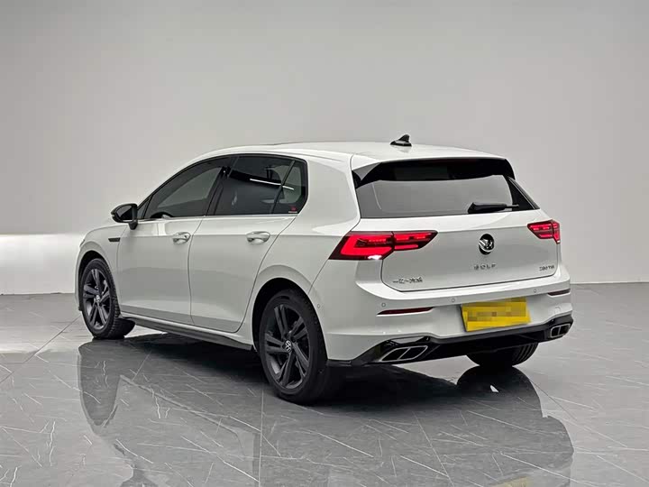 Фото 4 - Volkswagen Golf