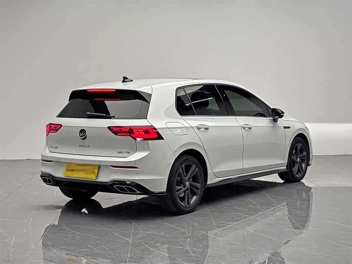 Фото 6 - Volkswagen Golf