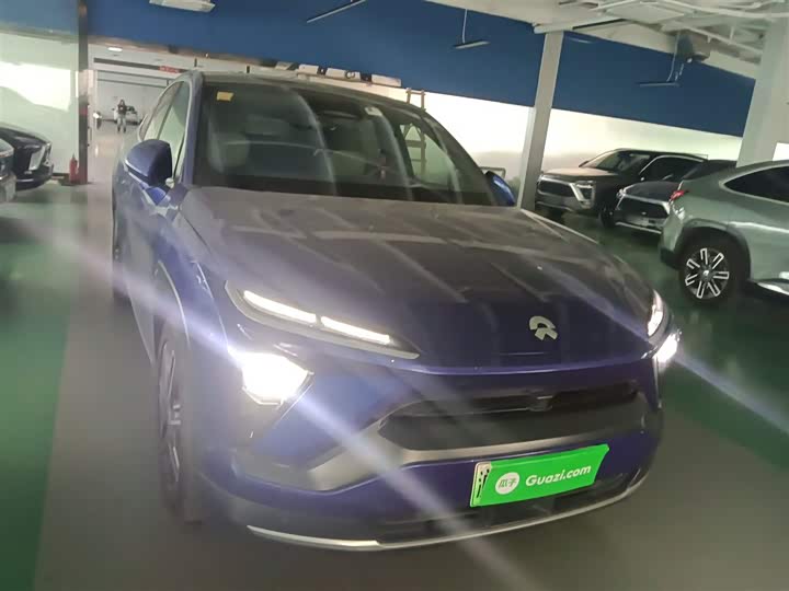 Фото 3 - Nio EC6