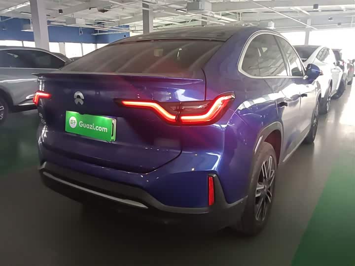 Фото 7 - Nio EC6