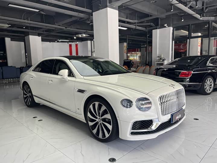 Фото 2 - Bentley Flying Spur