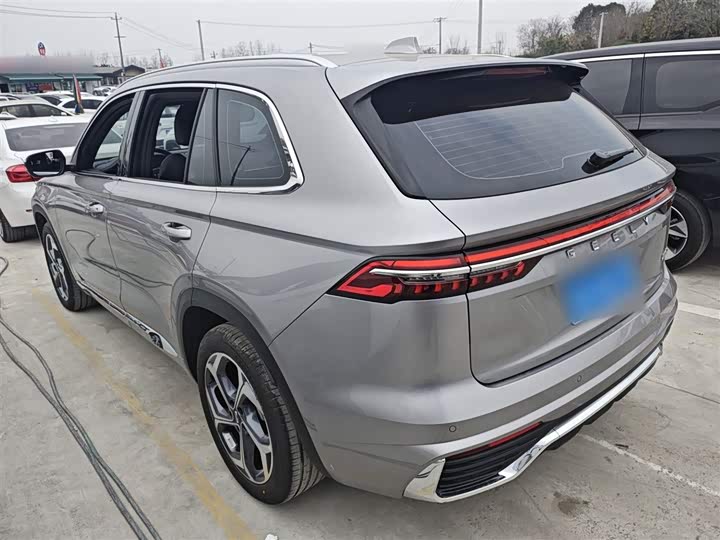 Фото 5 - Geely Monjaro