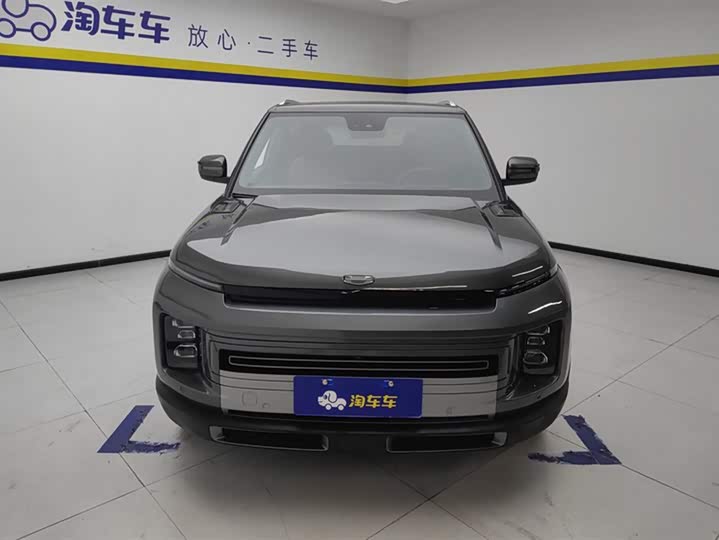 Фото 2 - Geely Icon