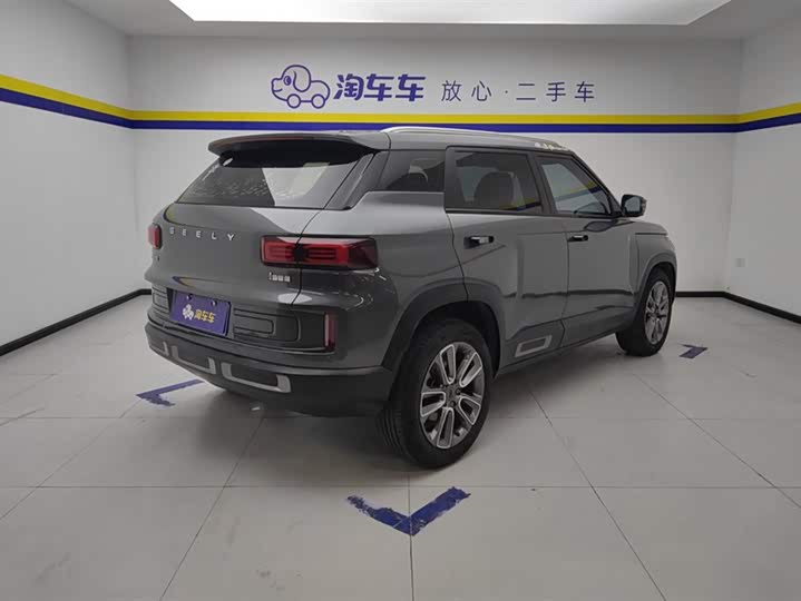 Фото 3 - Geely Icon