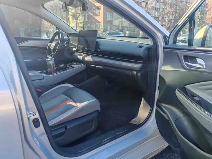 Фото 6 - GAC Aion S Plus