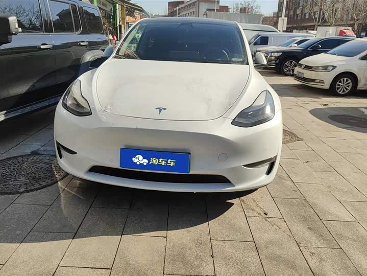 Фото 2 - Tesla Model Y