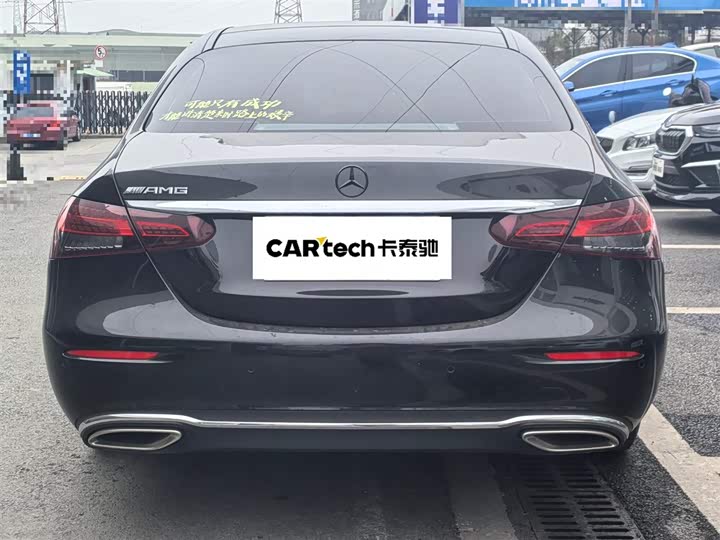 Фото 9 - Mercedes-Benz E-Class