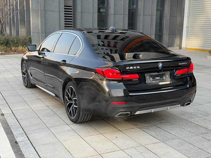 Фото 7 - BMW 5 Series